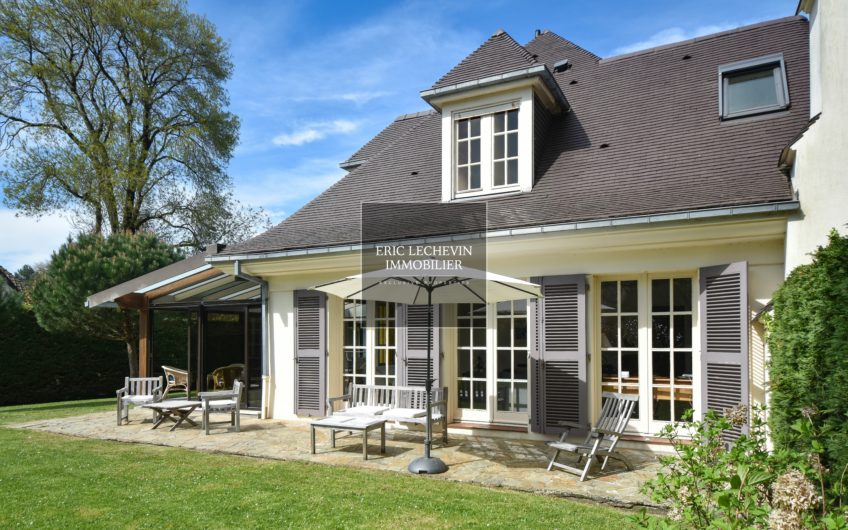 Villa proche centre